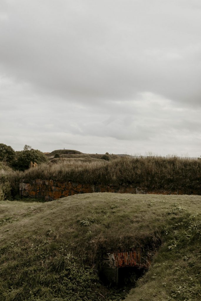 Wedding in tenalji von fersen, Suomenlinna island, Helsinki, Finland