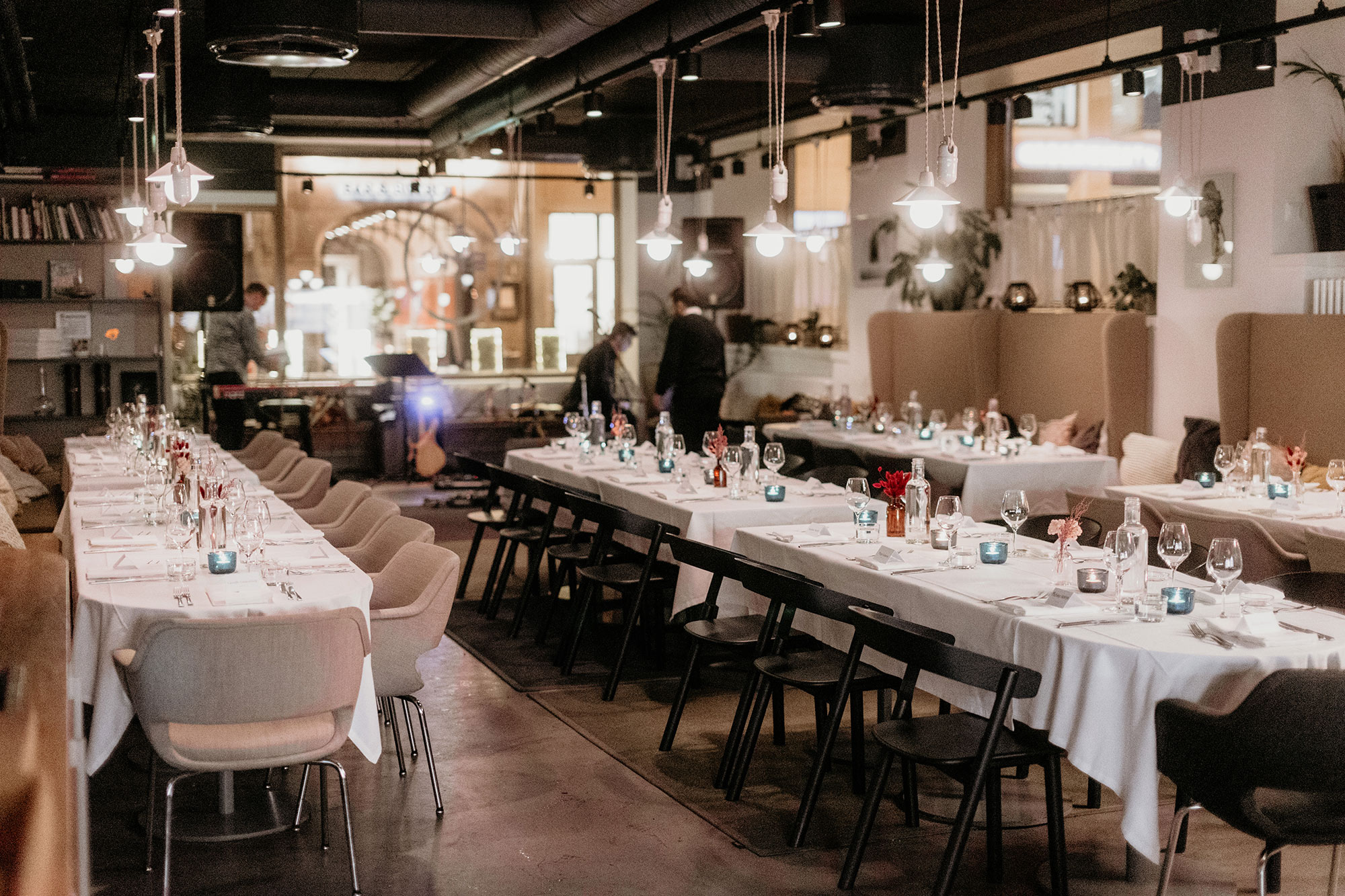 Ravintla Emo juhlatilana yritysjuhliin Helsingissä